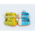 2015 Best Sale Product Lovely Baby Shoes Wooden Promotional Toy